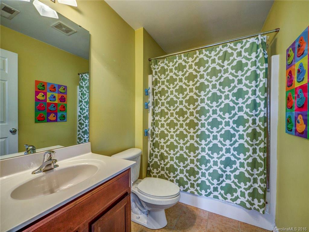609 Raphael Place, Unit 609 Charlotte, NC 28205 - Photo 16 of 22