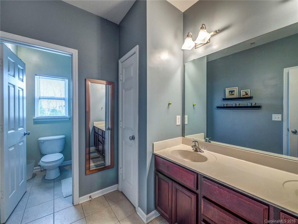 609 Raphael Place, Unit 609 Charlotte, NC 28205 - Photo 10 of 22