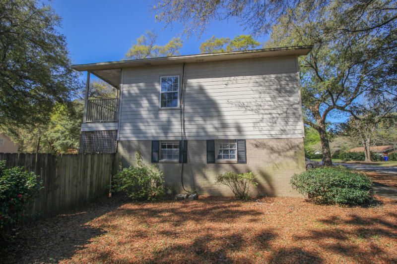 1429 Fort Johnson Road Charleston, SC 29412 - Photo 3 of 36 _165