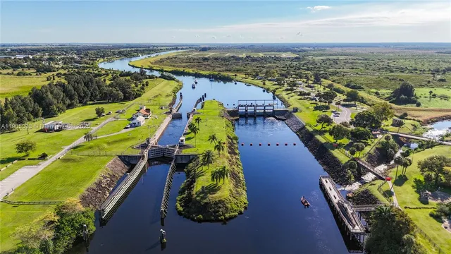 $310,000 | 1159 Lock Lane, Moore Haven, FL 33471