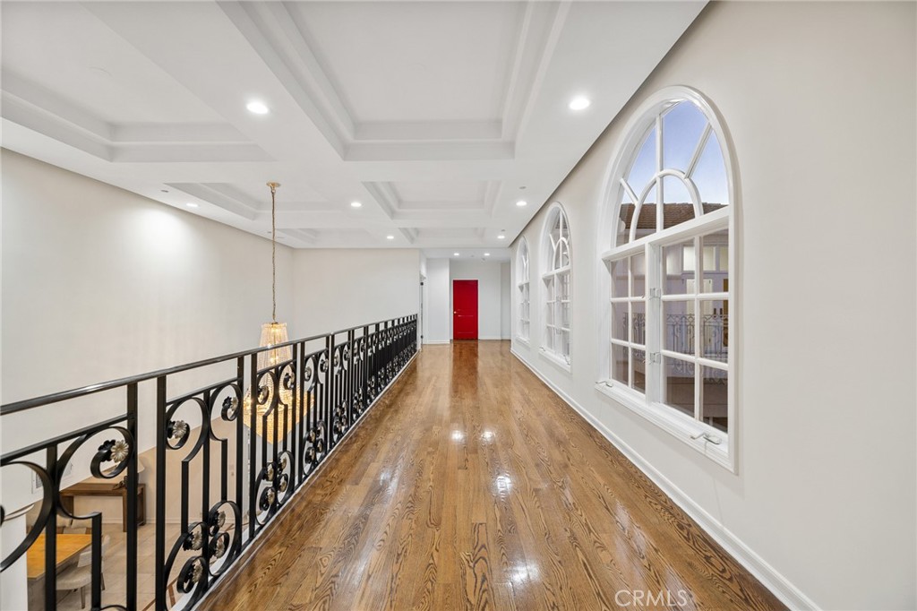 759 Foxkirk Road Glendale, CA 91206 - Photo 20 of 34