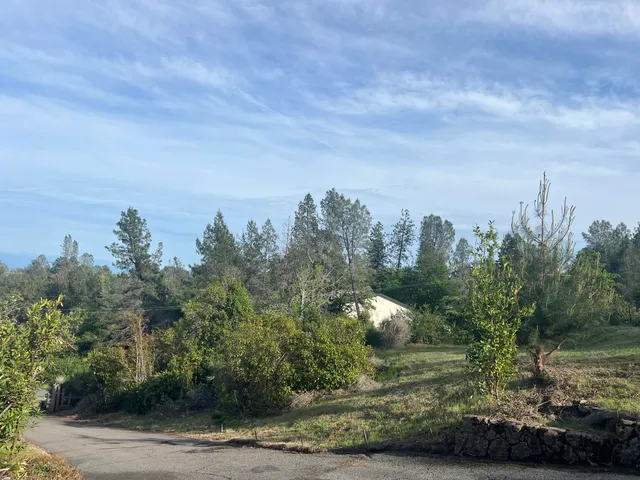 $64,000 | 15952 Highland Circle, Redding, CA 96001