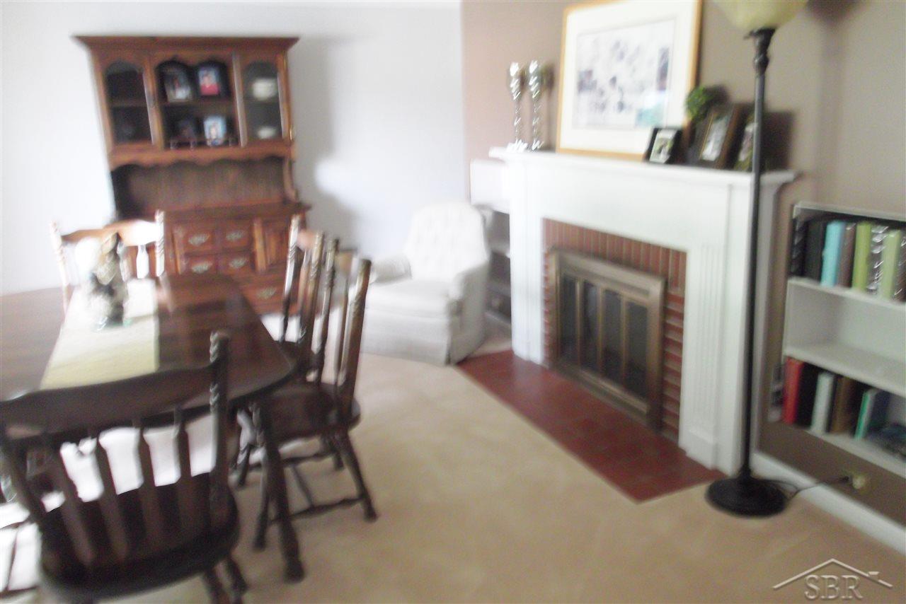 1883 Hemmeter Road Saginaw, MI 48638 - Photo 9 of 20 31351328-8.JPG