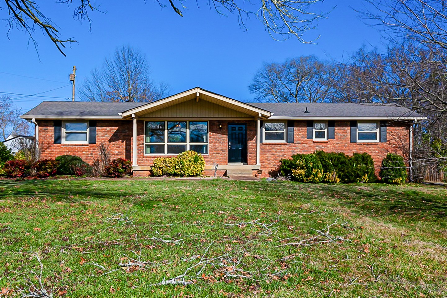 813 East Campbell Road Madison, TN 37115 - Photo 1 of 17 Gallery Image 1