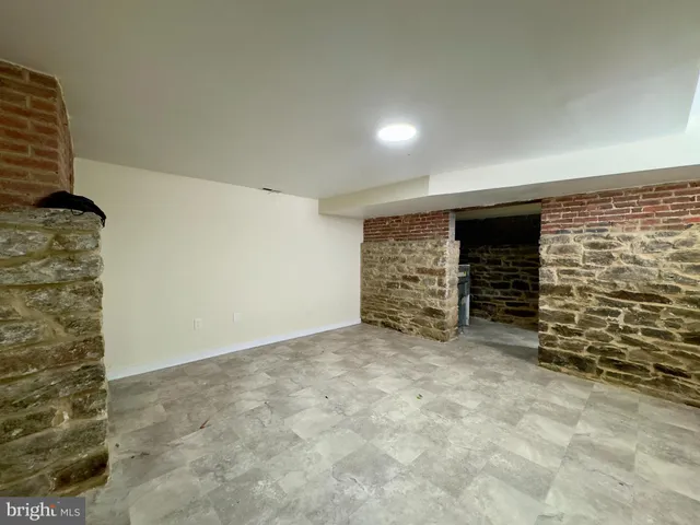 $1,400 | 2102 Maryland Avenue, Baltimore, MD 21218