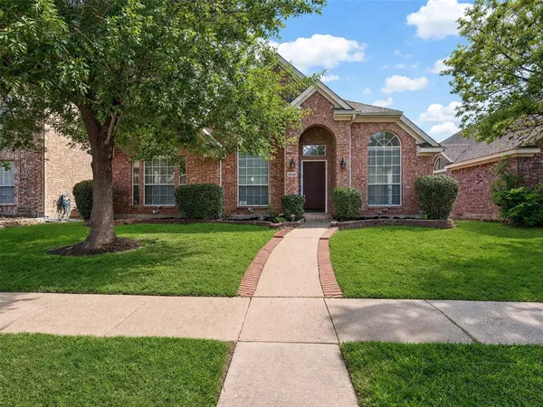 $414,990 | 5549 Green Hollow Lane, The Colony, TX 75056