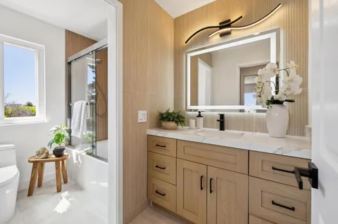 $2,398,000 | 284 Avocet Court, Foster City, CA 94404