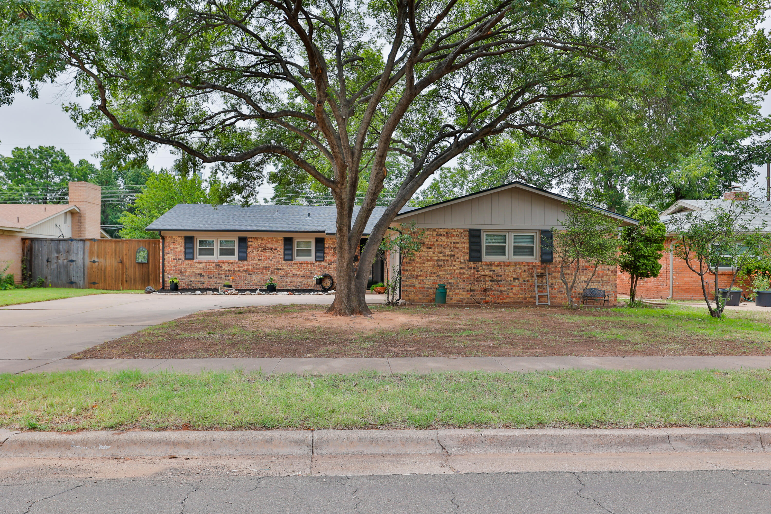 3607 60th Street Lubbock, TX 79413 - Photo 1 of 45 3607-60th-001