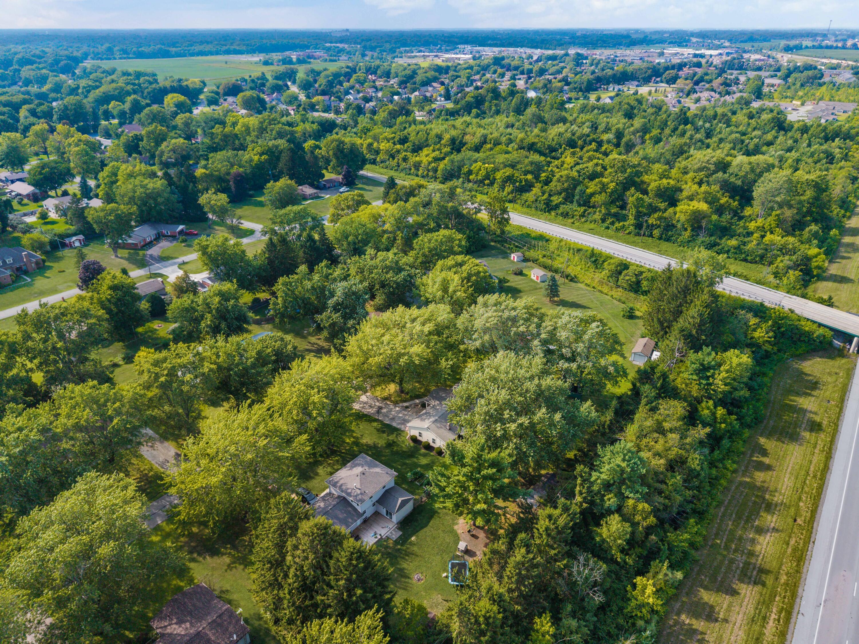 1004 Adare Road Marion, OH 43302 - Photo 43 of 47 C_-_1004_Adare_Drone_003-2