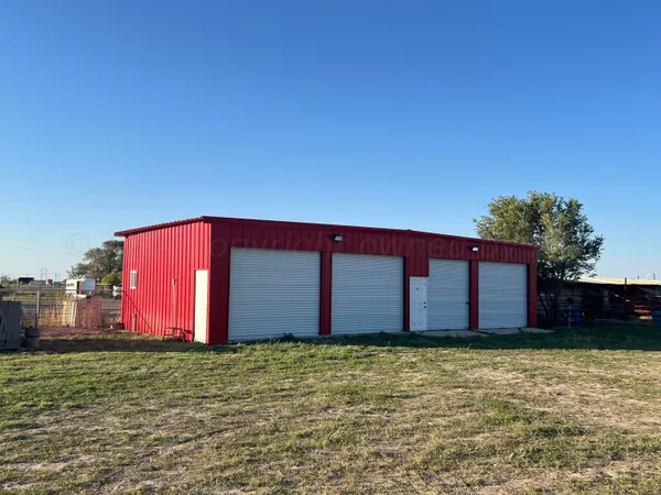 $250,000 | 195 Busby Road, Hereford, TX 79045
