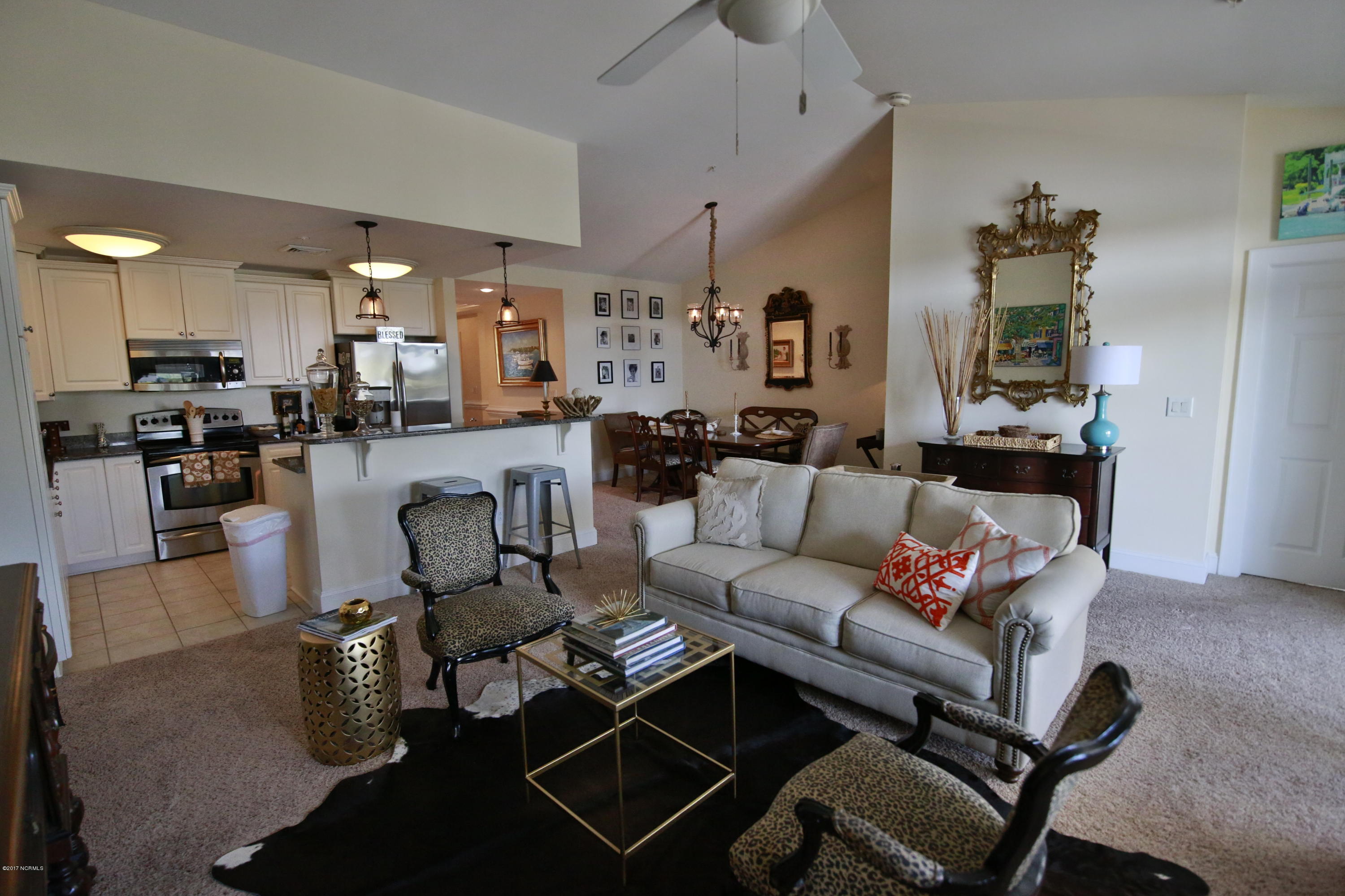 150 Lands End Road, Unit C32 Morehead City, NC 28557 - Photo 12 of 25 Living Area Features Vaulted Ceilings