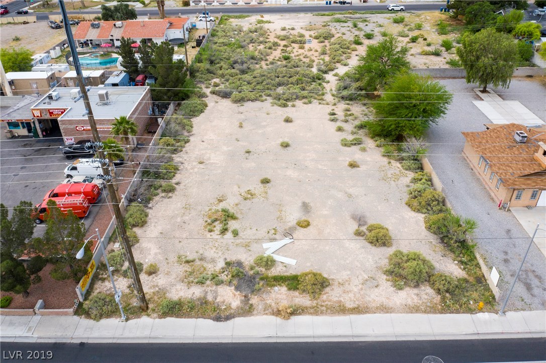 West Smoke Ranch Road Las Vegas, NV 89108 - Photo 6 of 9 Gallery Image 6