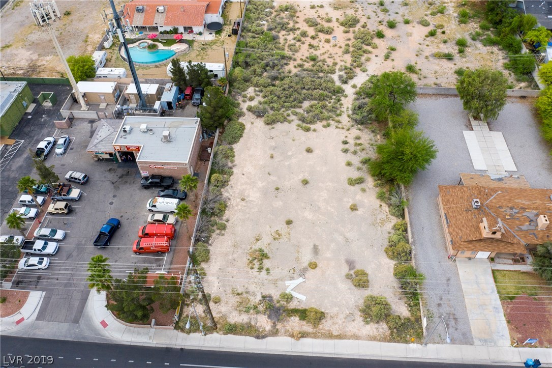 West Smoke Ranch Road Las Vegas, NV 89108 - Photo 7 of 9 Gallery Image 7