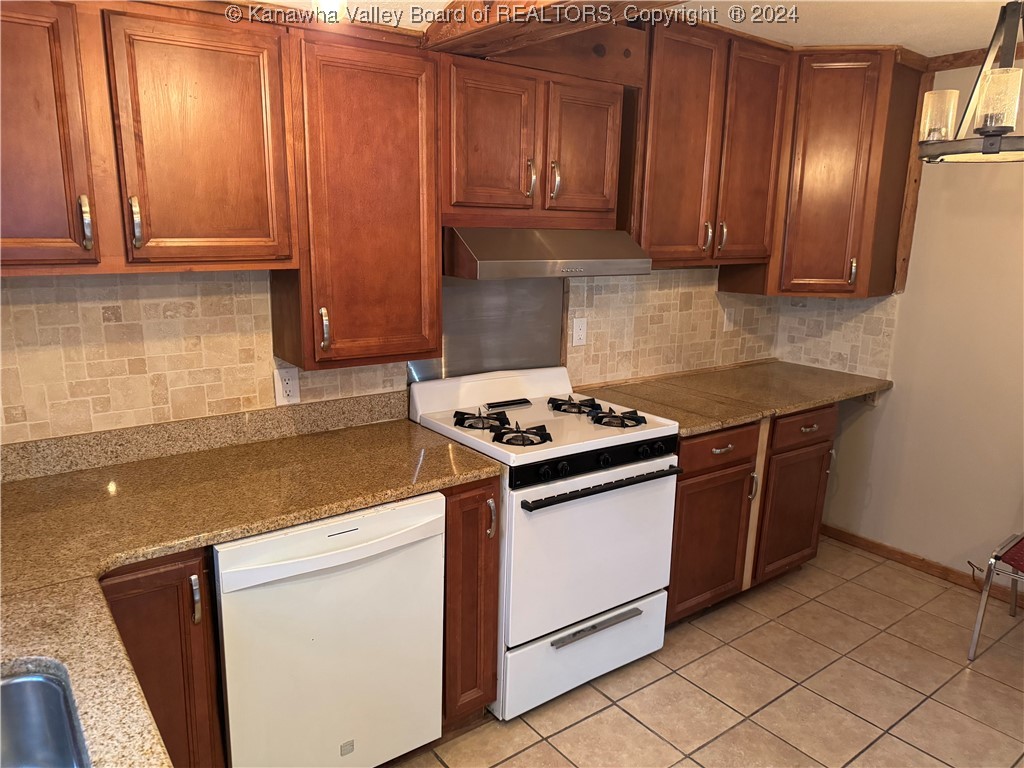 4426 Big Tyler Road Charleston, WV 25313 - Photo 7 of 13 Gallery Image 7