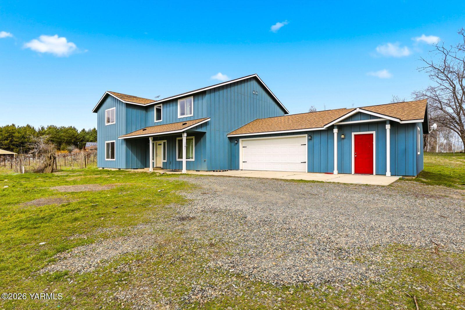 1191 Nelson Road Granger, WA 98932 - Photo 2 of 29 2 Front