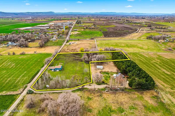$700,000 | 1191 Nelson Road, Granger, WA 98932