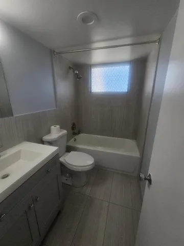 $2,100 | 777 Southeast 2nd Avenue, Unit A205, Deerfield Beach, FL 33441