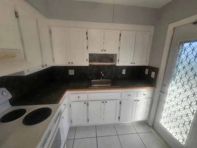 $2,100 | 777 Southeast 2nd Avenue, Unit A205, Deerfield Beach, FL 33441