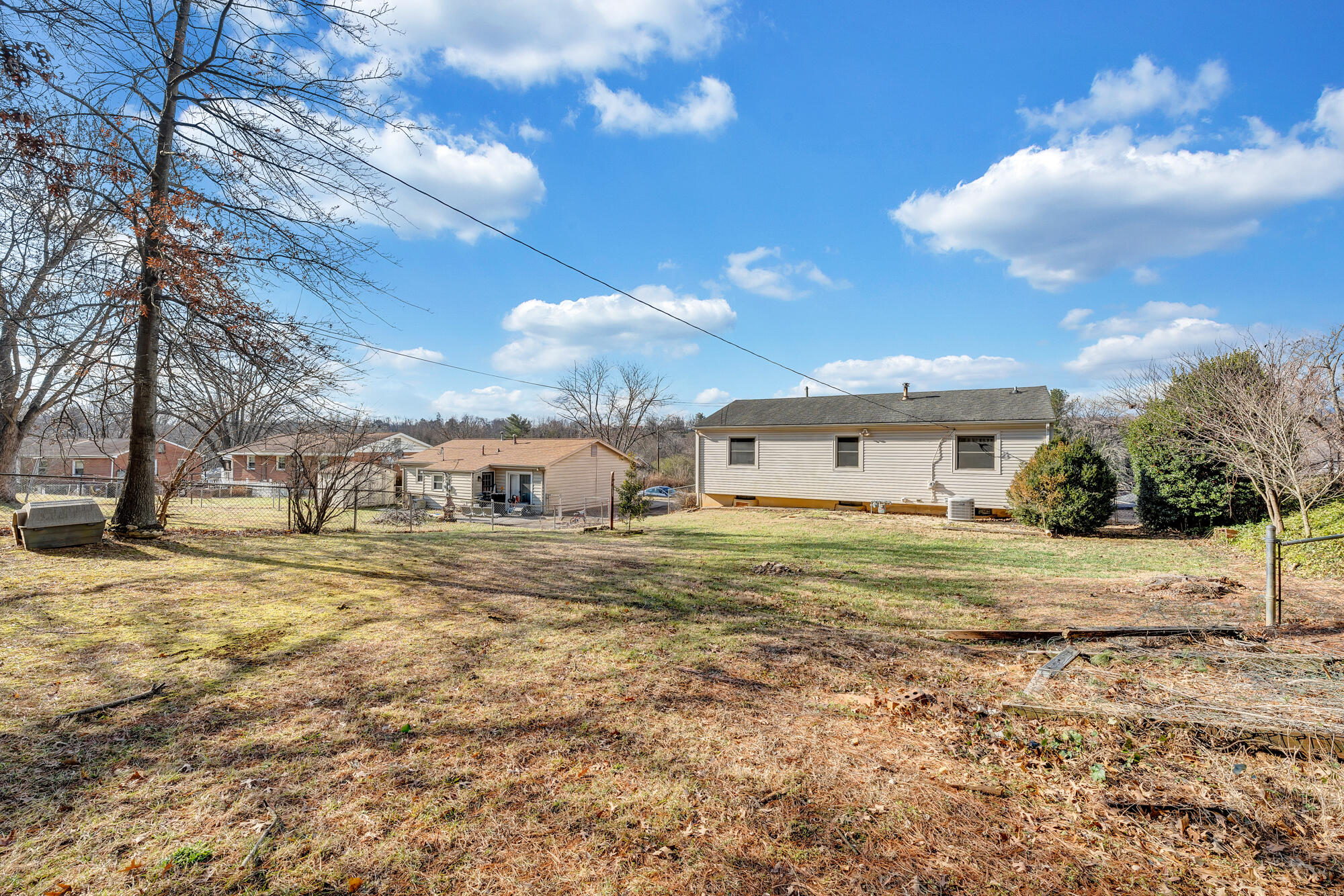 5601 Daytona Road Roanoke, VA 24019 - Photo 30 of 34 MIB05078