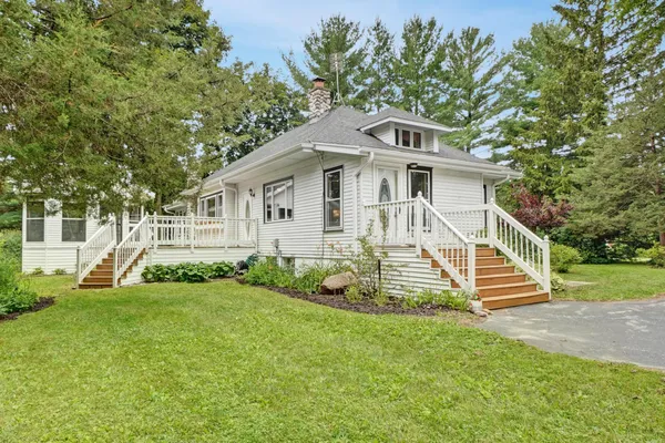$574,900 | 156 Felix Street, Wales, WI 53183