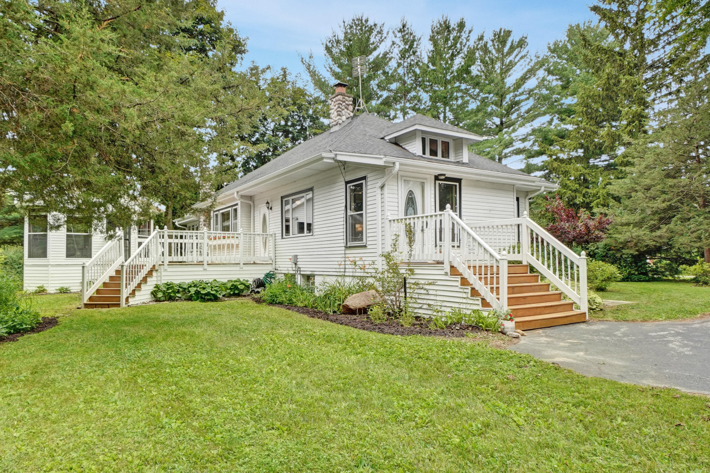 156 Felix Street Wales, WI 53183 - Photo 1 of 39 Front View