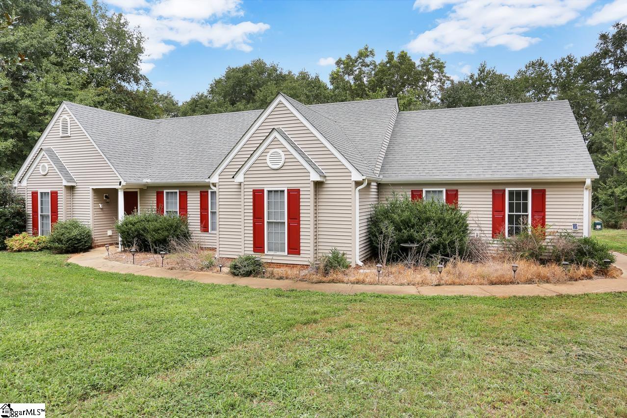 1305 Beaverdam Road Williamston, SC 29697 - Photo 1 of 28