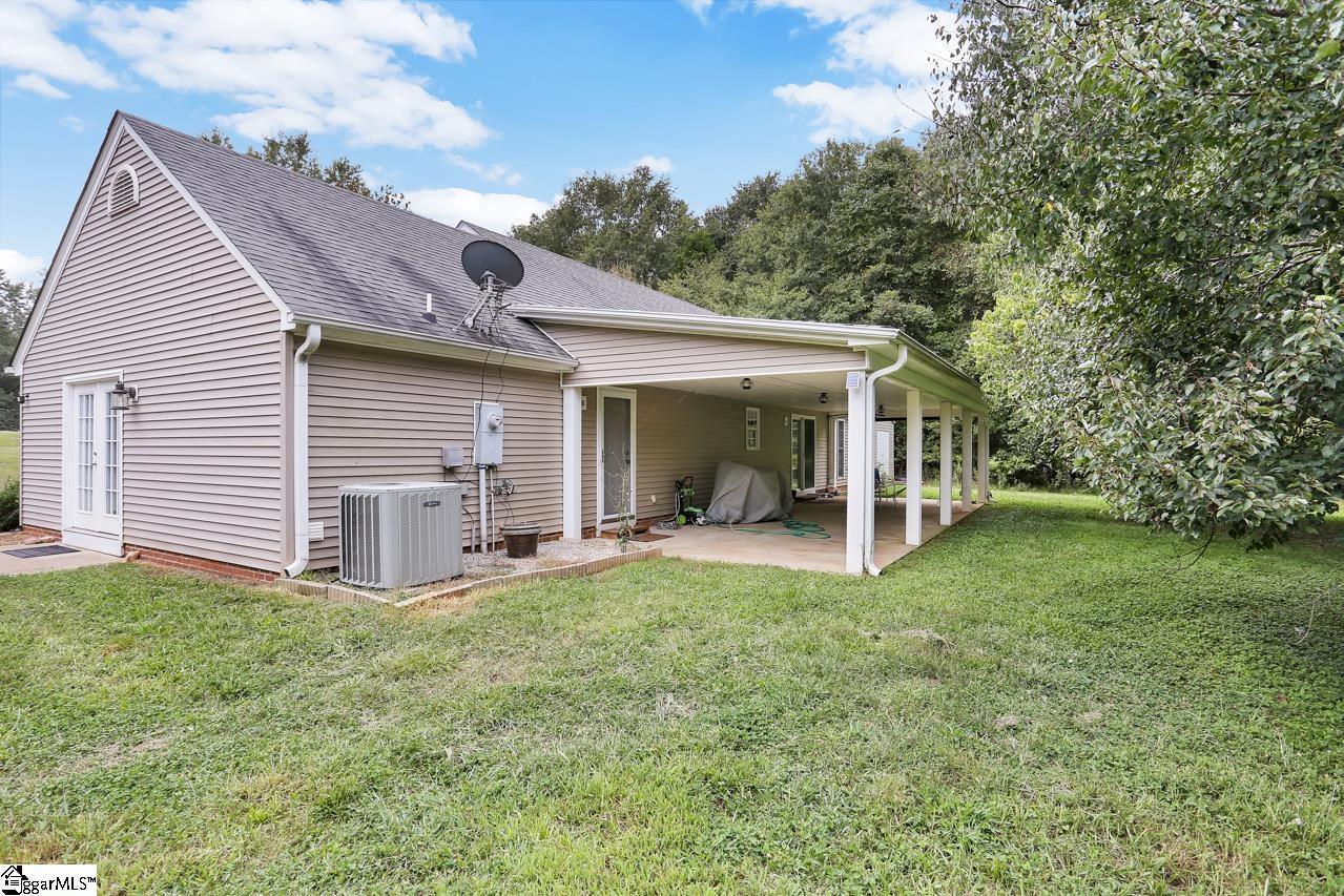 1305 Beaverdam Road Williamston, SC 29697 - Photo 23 of 28