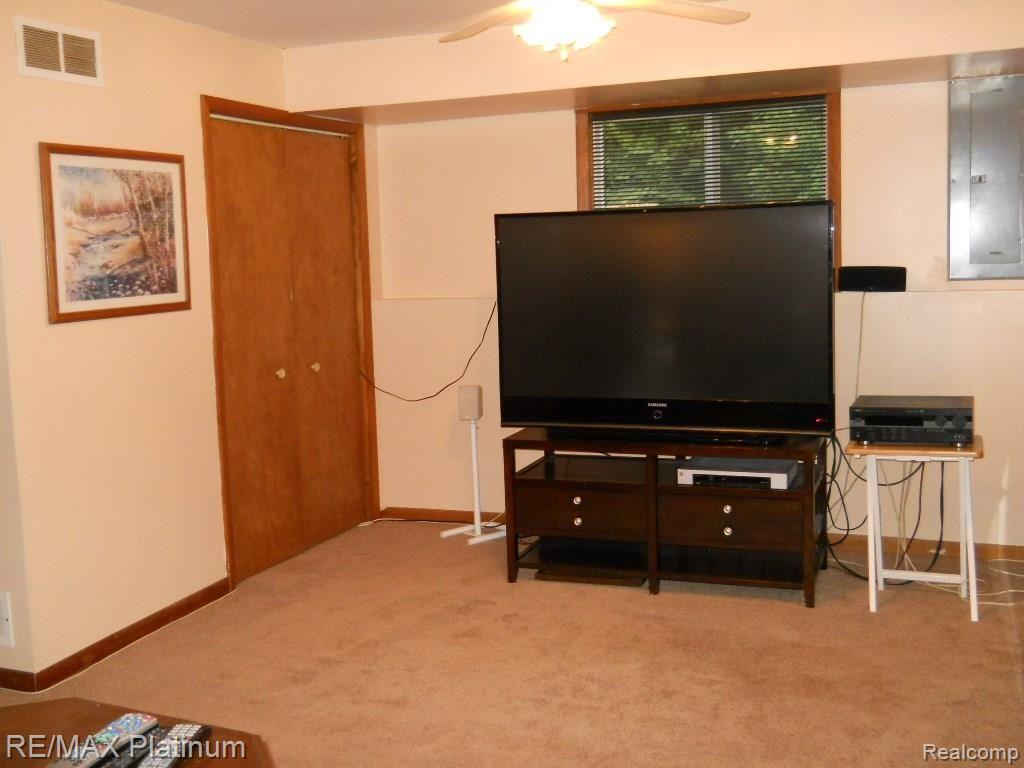 10656 Wolverine Pinckney, MI 48169 - Photo 13 of 18 Wolverine_109Wolverine.JPG