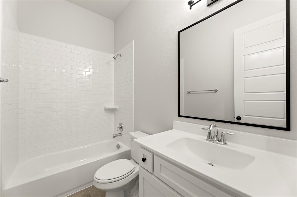 3128 Shaddock Boulevard Rockwall, TX 75032 - Photo 7 of 28 5_06. 3128 Shaddock - 2ND Bath