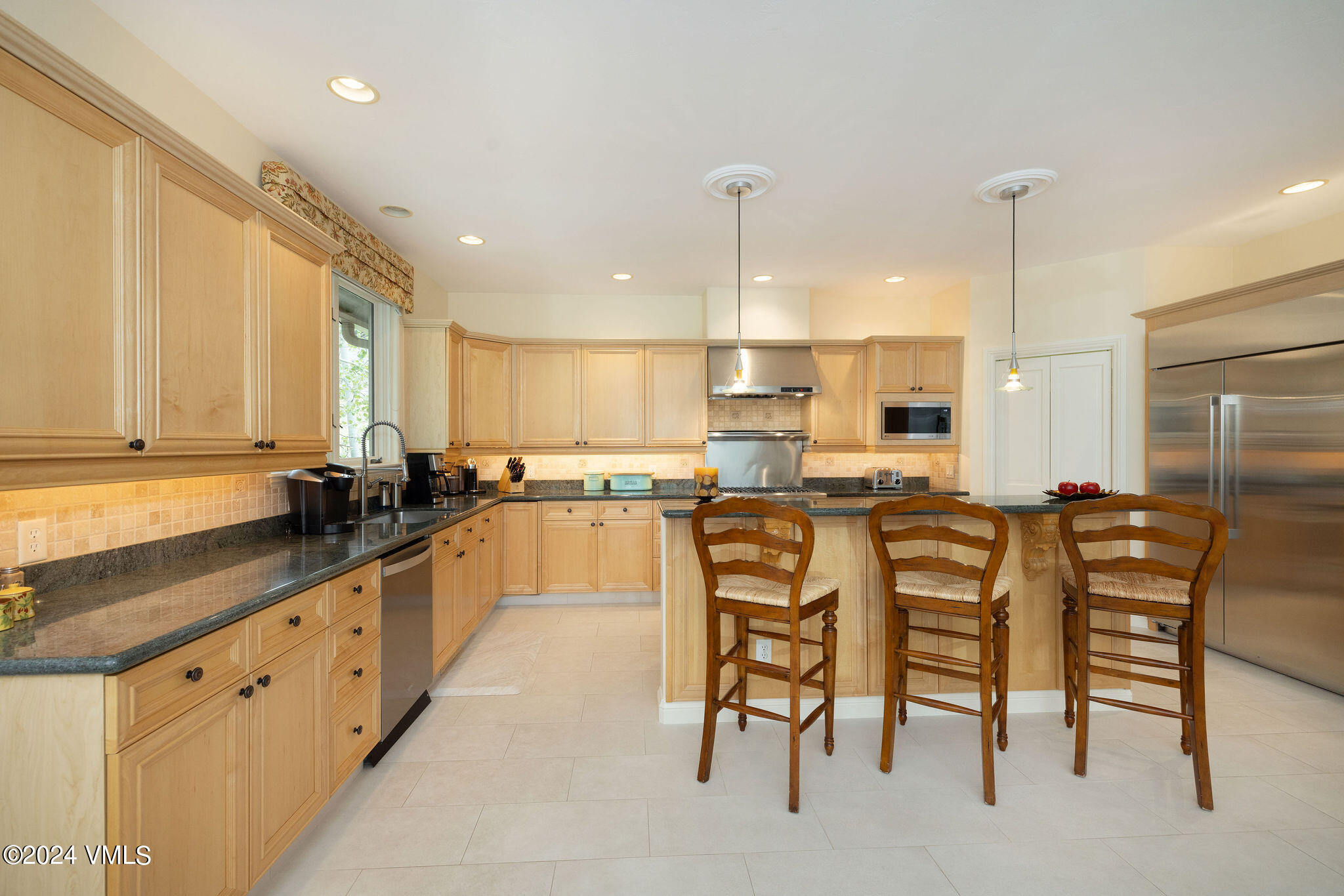 1790 Winslow Road, Unit W Edwards, CO 81632 - Photo 7 of 25 1792_winslow_rd_interior_kitchen_a