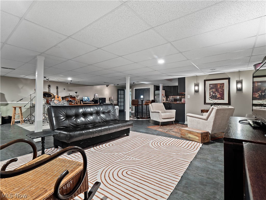 4802 Center Road Avon, OH 44011 - Photo 35 of 50