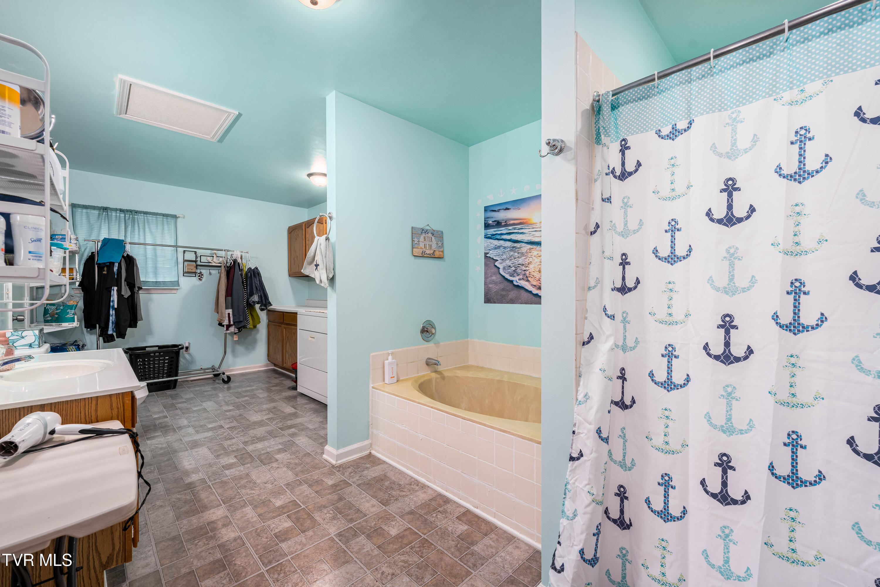 156 Bright Ridge Drive Johnson City, TN 37615 - Photo 17 of 57 173 Boone Avenue (47 of 57)