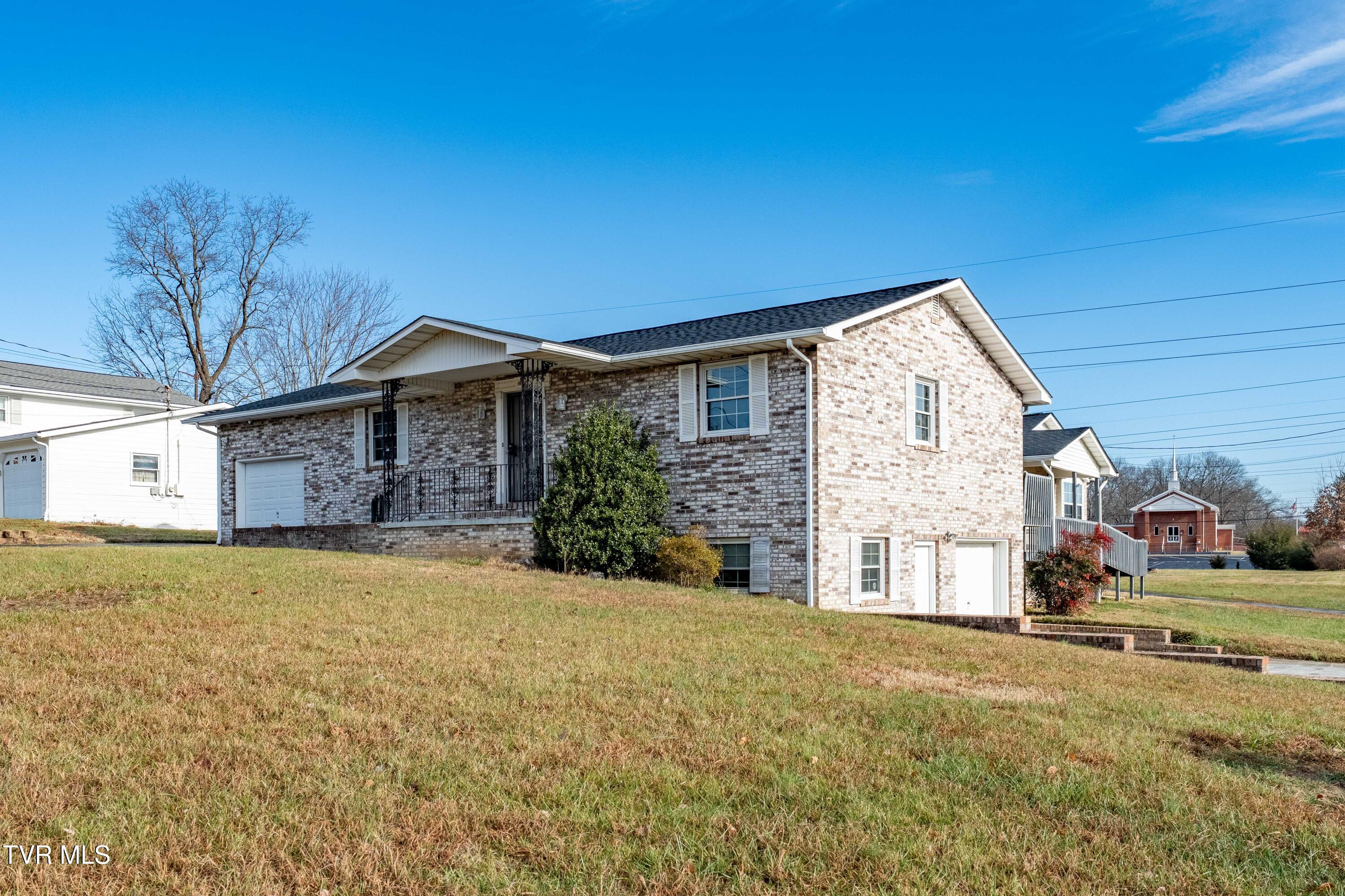 156 Bright Ridge Drive Johnson City, TN 37615 - Photo 48 of 57 173 Boone Avenue (2 of 57)
