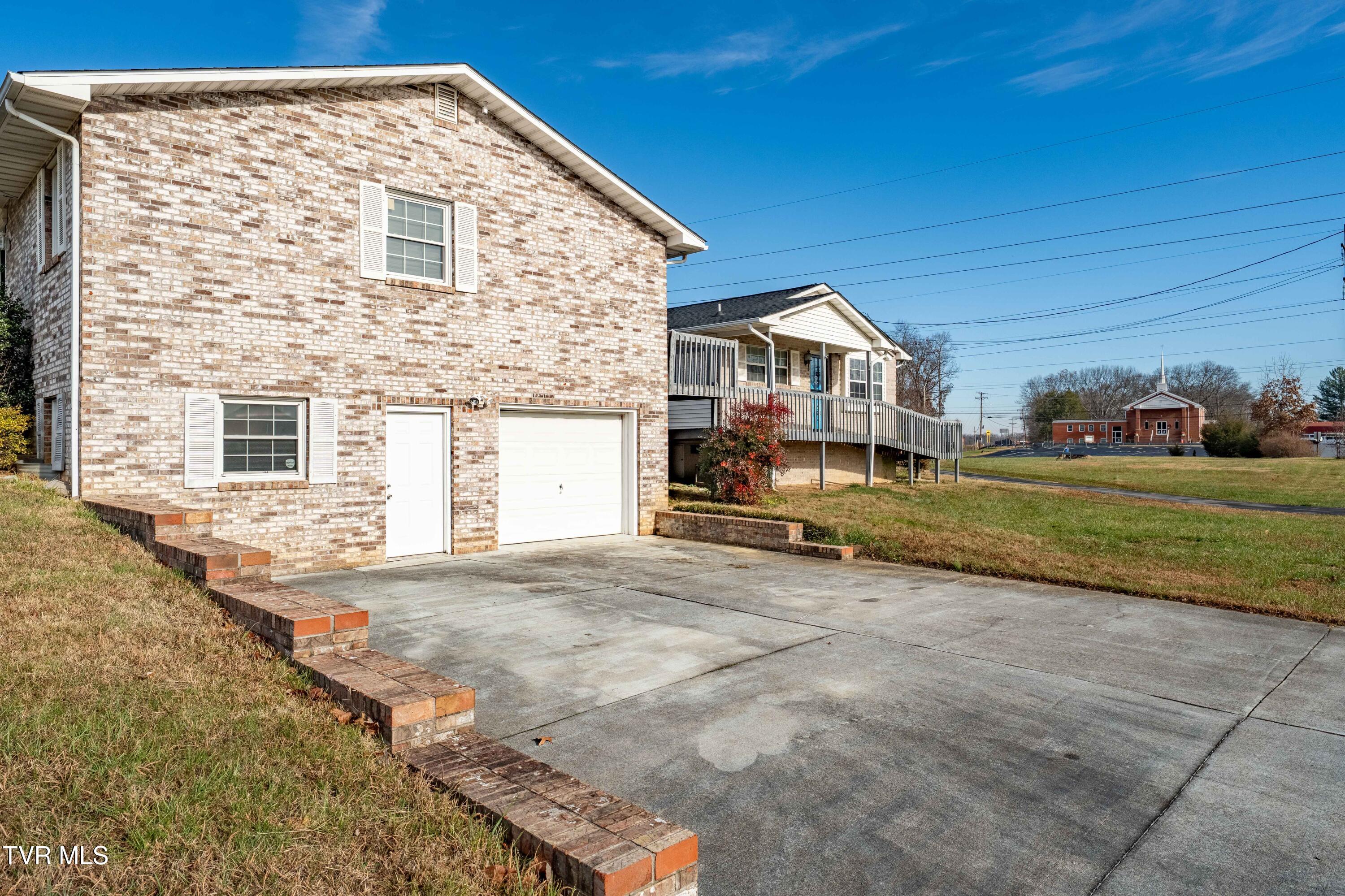 156 Bright Ridge Drive Johnson City, TN 37615 - Photo 50 of 57 173 Boone Avenue (12 of 57)