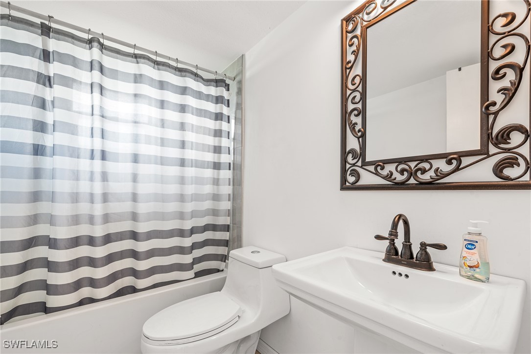 3004 Southwest 6th Avenue Cape Coral, FL 33914 - Photo 13 of 29