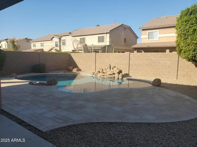$3,695 | 432 West Pelican Drive, Chandler, AZ 85286
