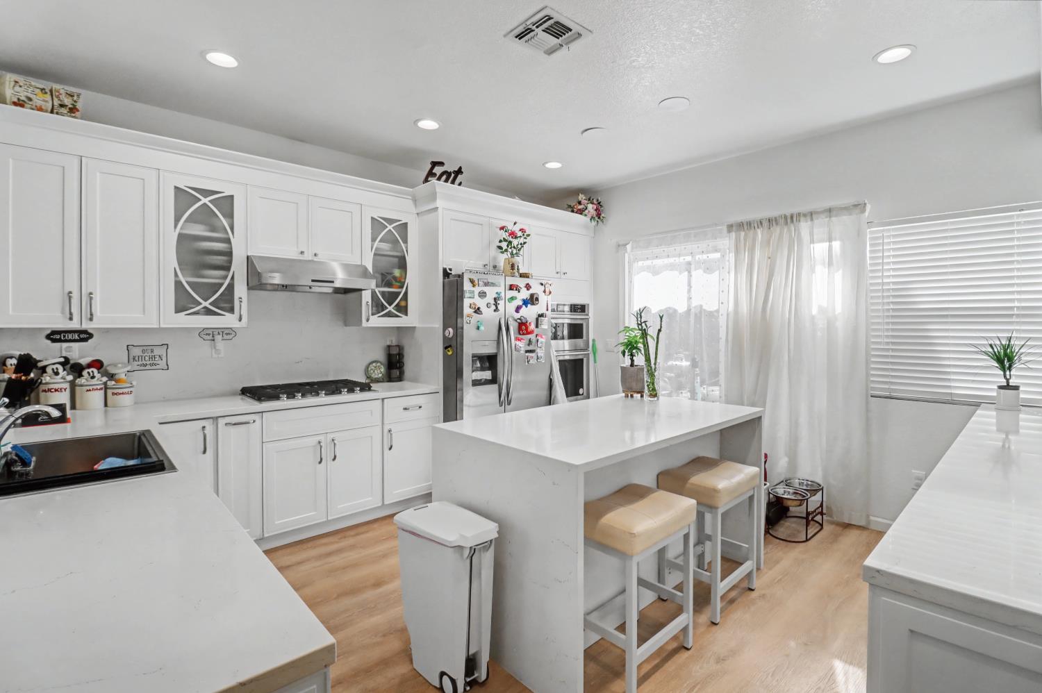 10056 Wexted Way Elk Grove, CA 95757 - Photo 16 of 39