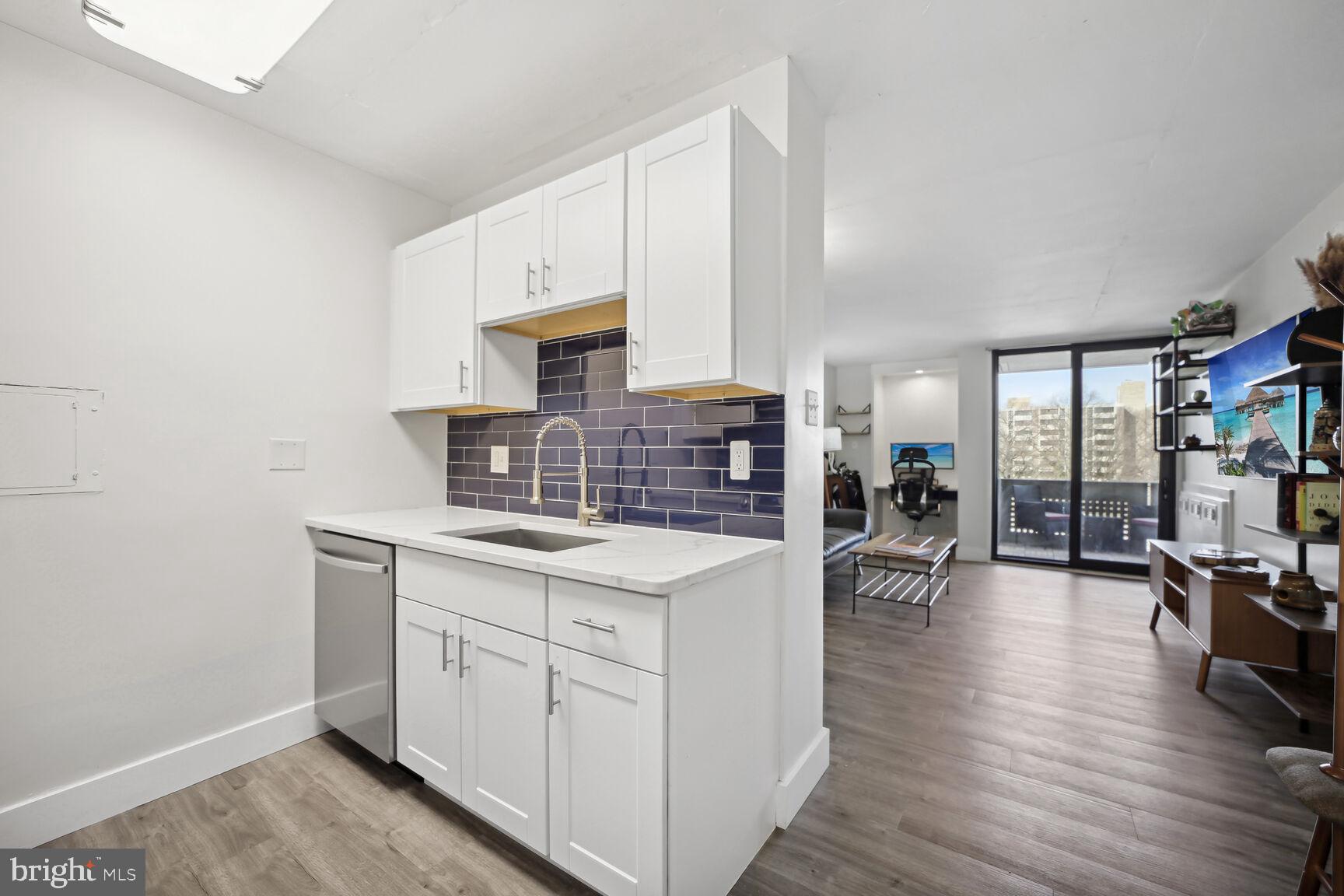 300 M Street Southwest, Unit N405 Washington, DC 20024 - Photo 8 of 32