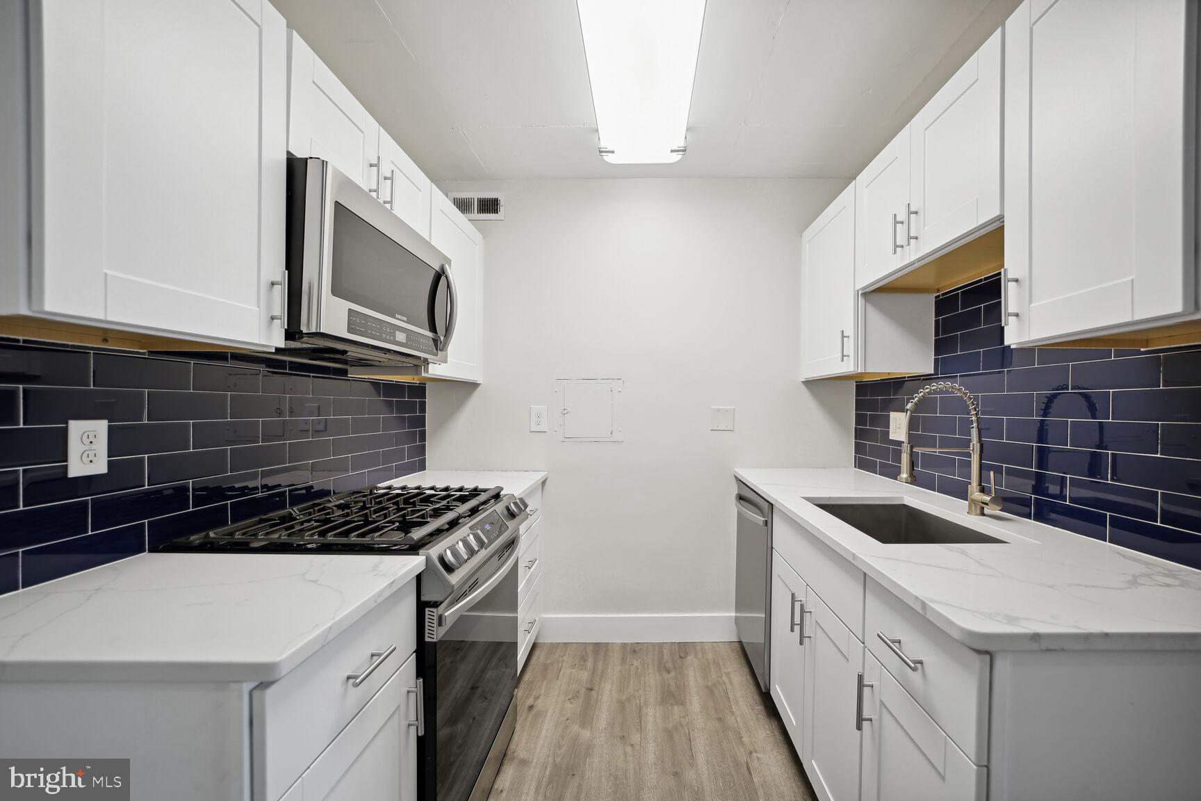 300 M Street Southwest, Unit N405 Washington, DC 20024 - Photo 9 of 32