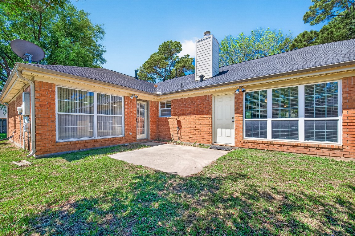 3506 Doherty Place Katy, TX 77449 - Photo 48 of 50 front view of a house with a yard