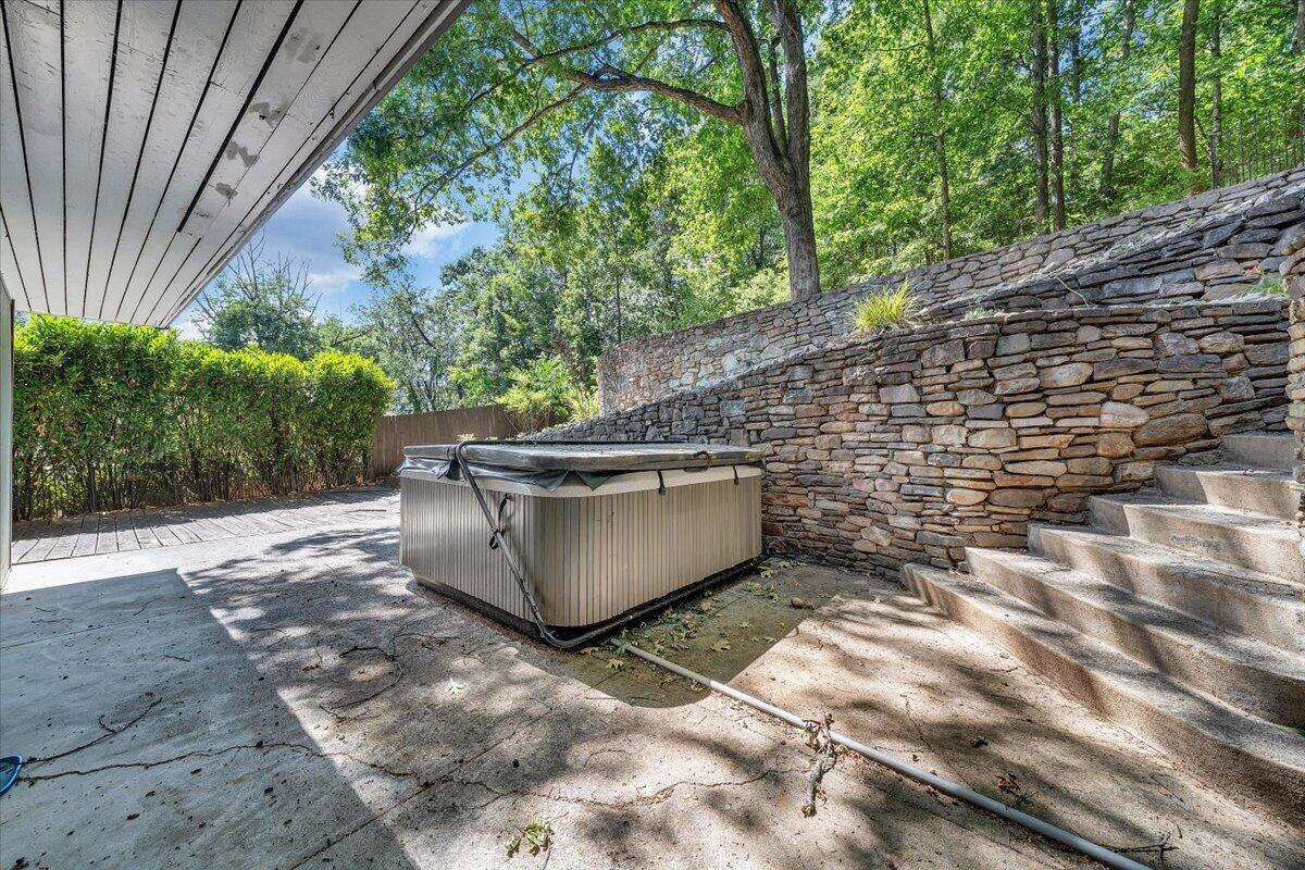 2801 Edgewood Street Southwest Roanoke, VA 24015 - Photo 43 of 60 57-MIB05709