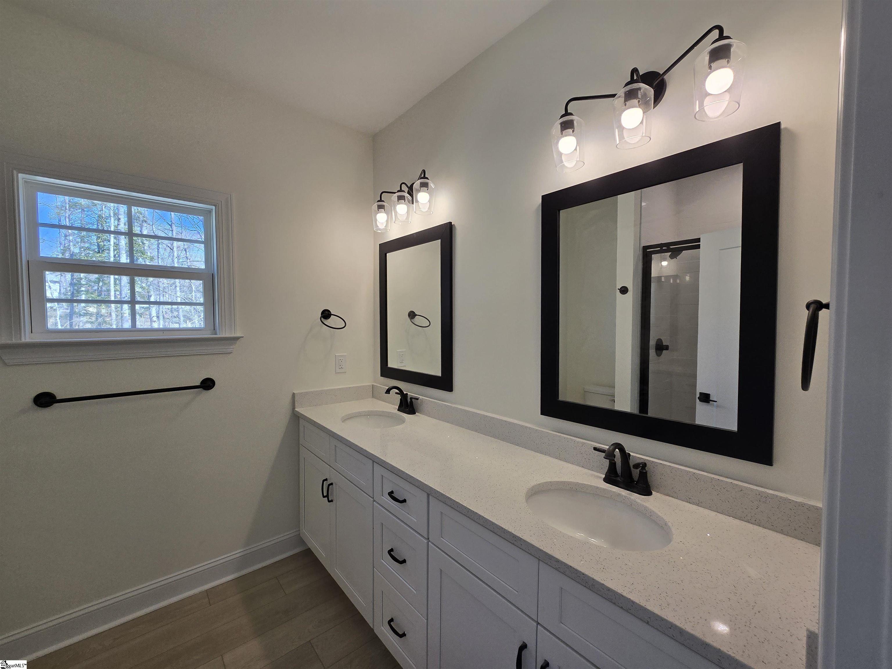 440 Hillandale Road Liberty, SC 29657 - Photo 15 of 26