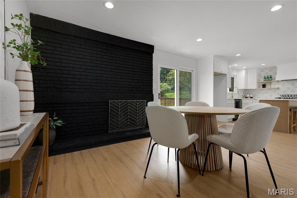 406 Brooktree Drive Ballwin, MO 63011 - Photo 9 of 31