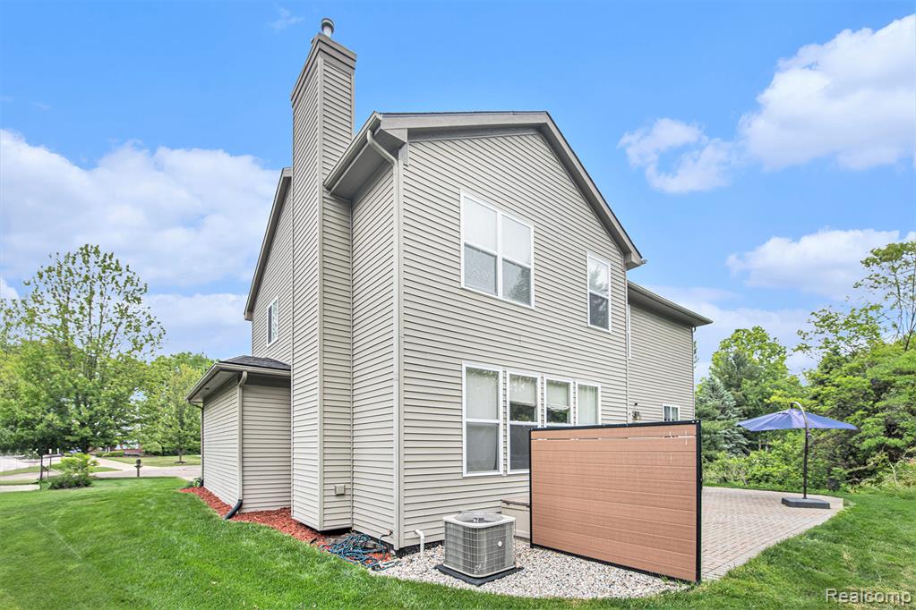 1515 Ashton Ridge Drive Howell, MI 48843 - Photo 22 of 27 Gallery Image 22