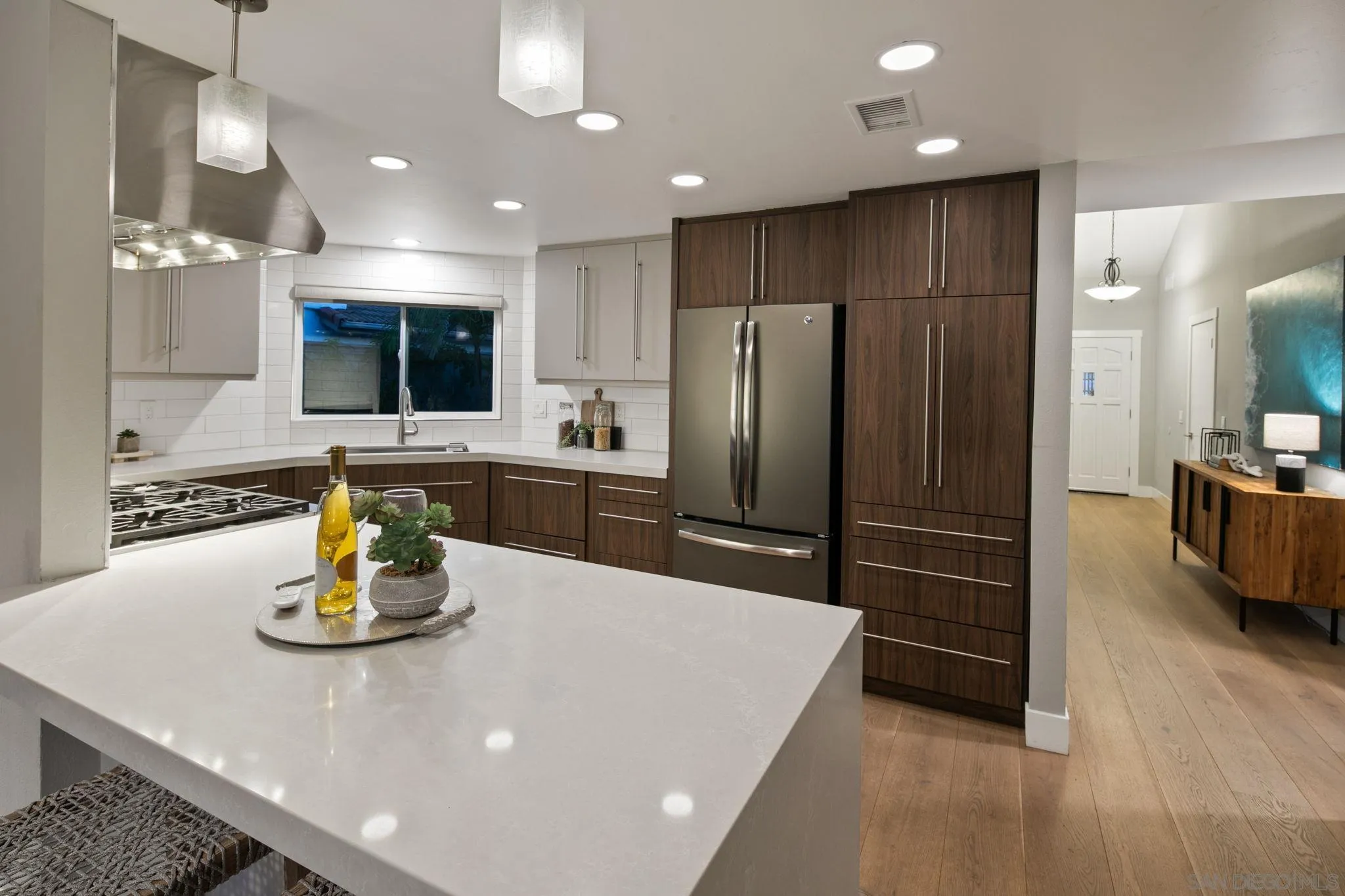 3356 Corte Tiburon Carlsbad, CA 92009 - Photo 15 of 52