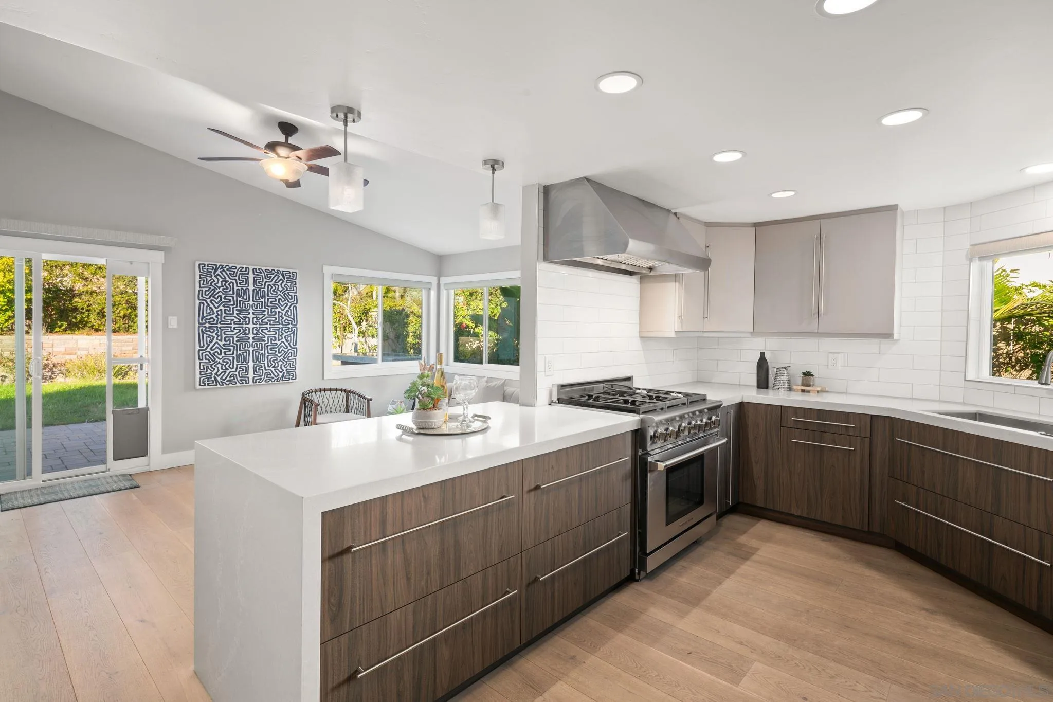 3356 Corte Tiburon Carlsbad, CA 92009 - Photo 17 of 52