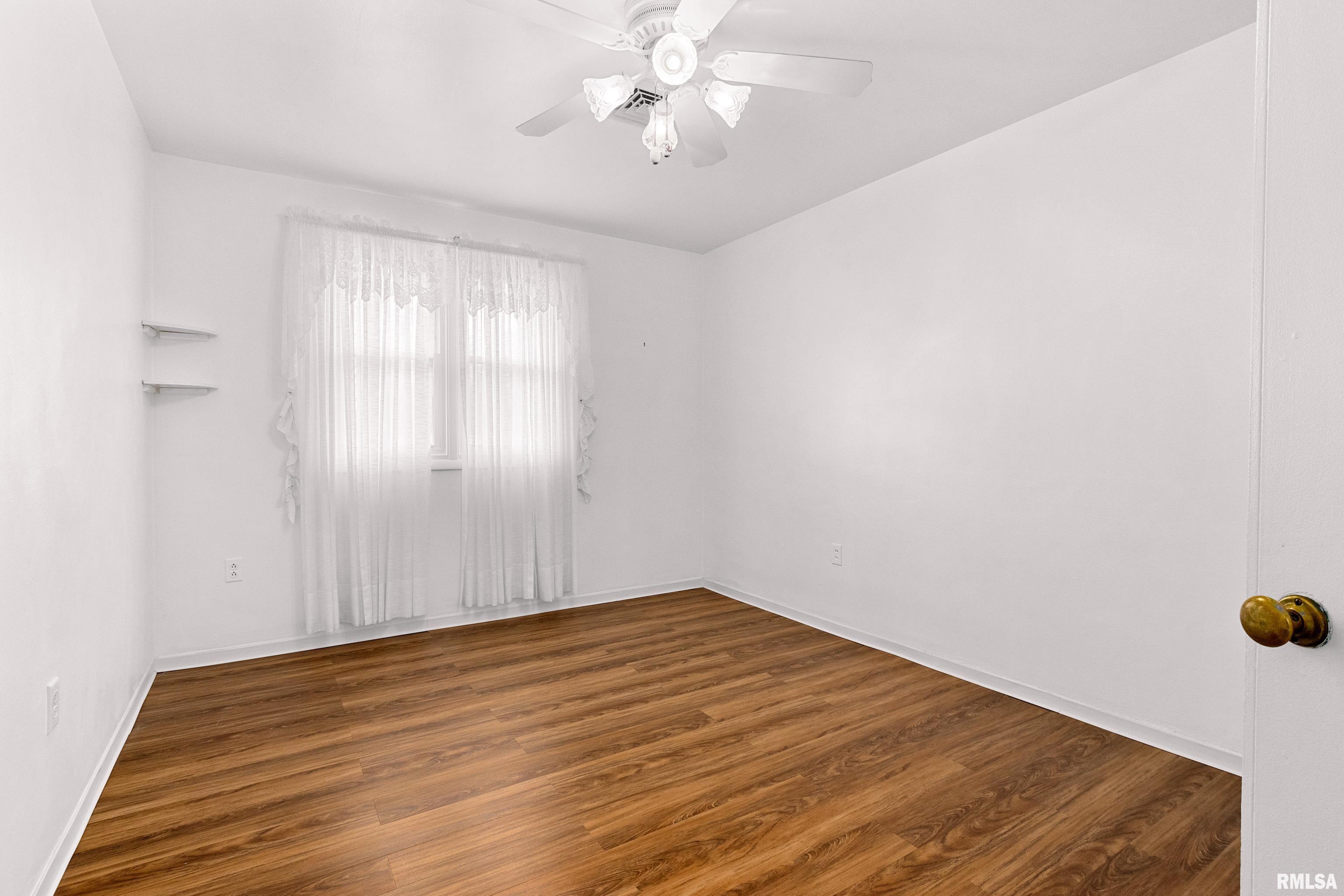 107 Berry Road Marquette Heights, IL 61554 - Photo 16 of 31 Gallery Image 16