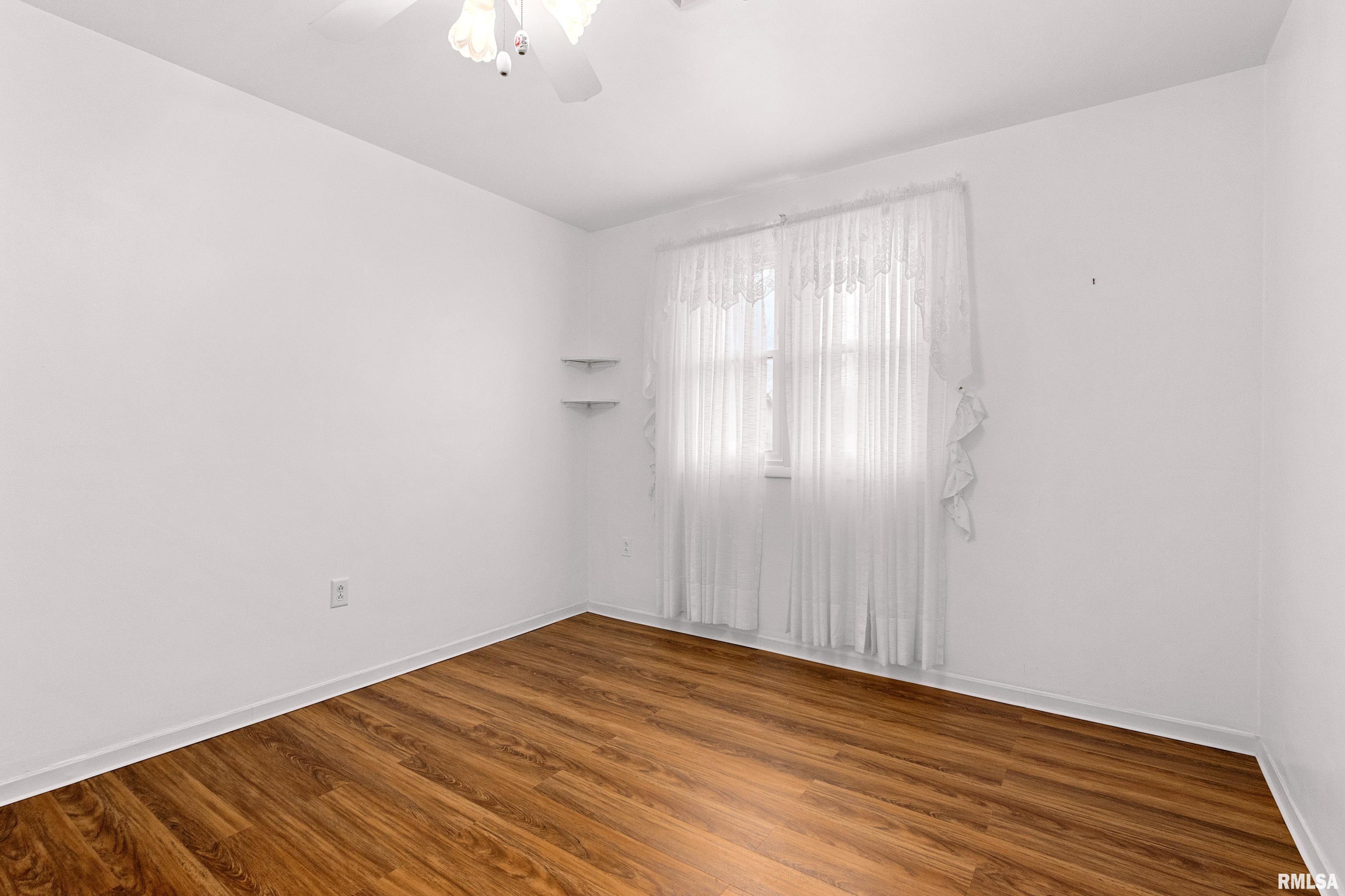 107 Berry Road Marquette Heights, IL 61554 - Photo 18 of 31 Gallery Image 18