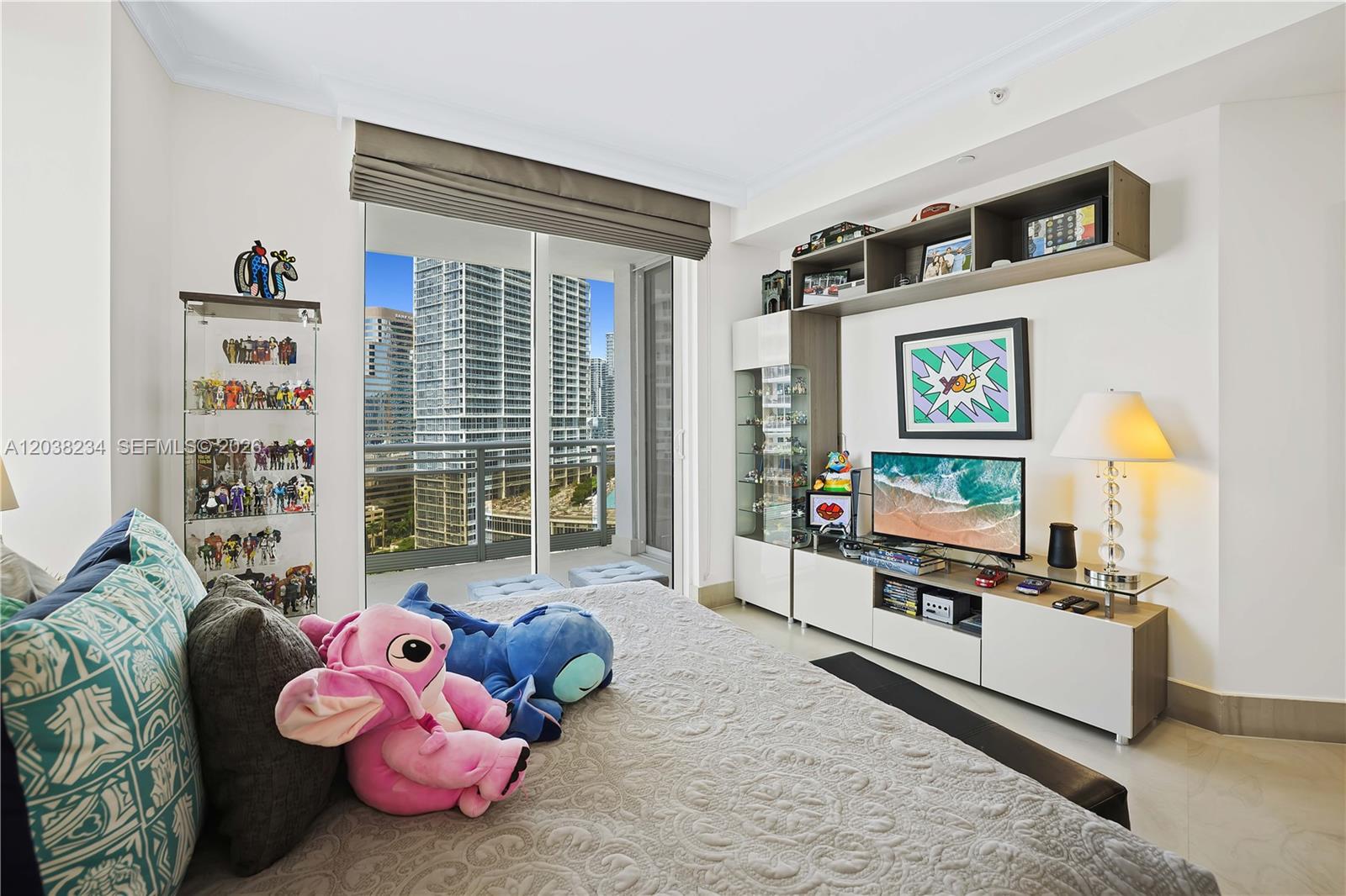 901 Brickell Key Boulevard, Unit 2408 Miami, FL 33131 - Photo 27 of 43