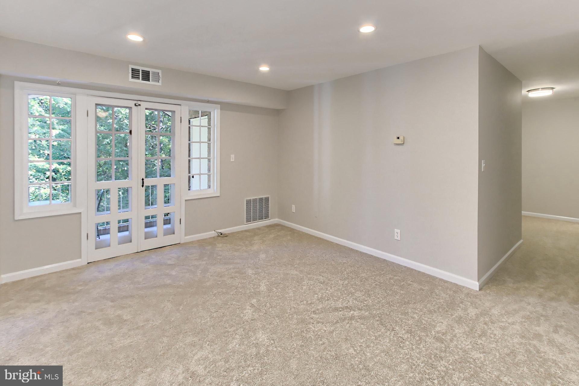 5905 Bayshire Road, Unit 185 Springfield, VA 22152 - Photo 9 of 26